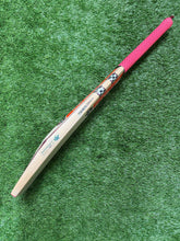 Load image into Gallery viewer, Gray Nicolls Shockwave 300 2.1