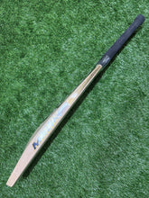 Load image into Gallery viewer, MB Gold Platinum Edition