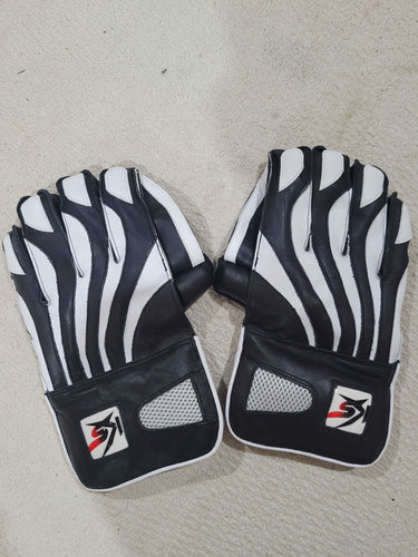 Wicket Keeper Gloves