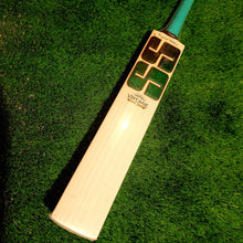 Load image into Gallery viewer, SS Vintage 4.0 English-Willow Cricket Bat
