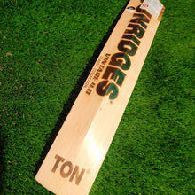 Load image into Gallery viewer, SS Vintage 4.0 English-Willow Cricket Bat
