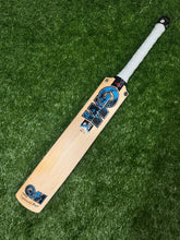 Load image into Gallery viewer, GM Diamond Signature Bat - 2024
