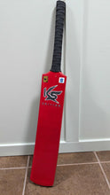 Load image into Gallery viewer, Kids Bat for Tennis Ball (size 6)
