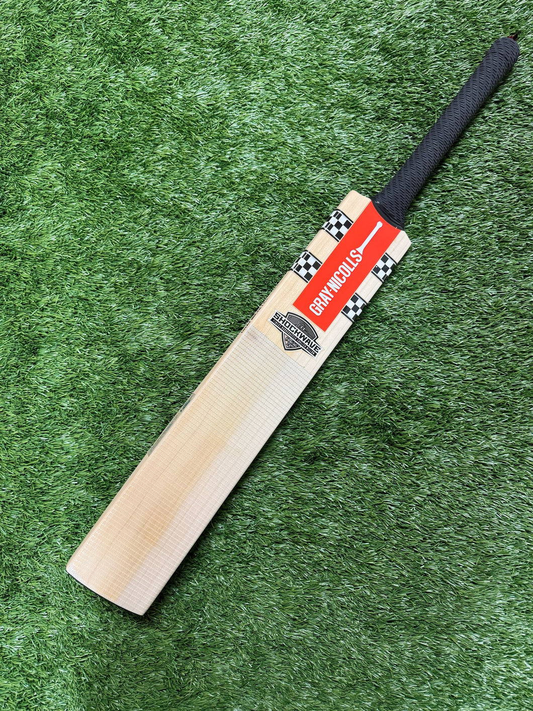 Gray Nicolls Shockwave 200 2.0