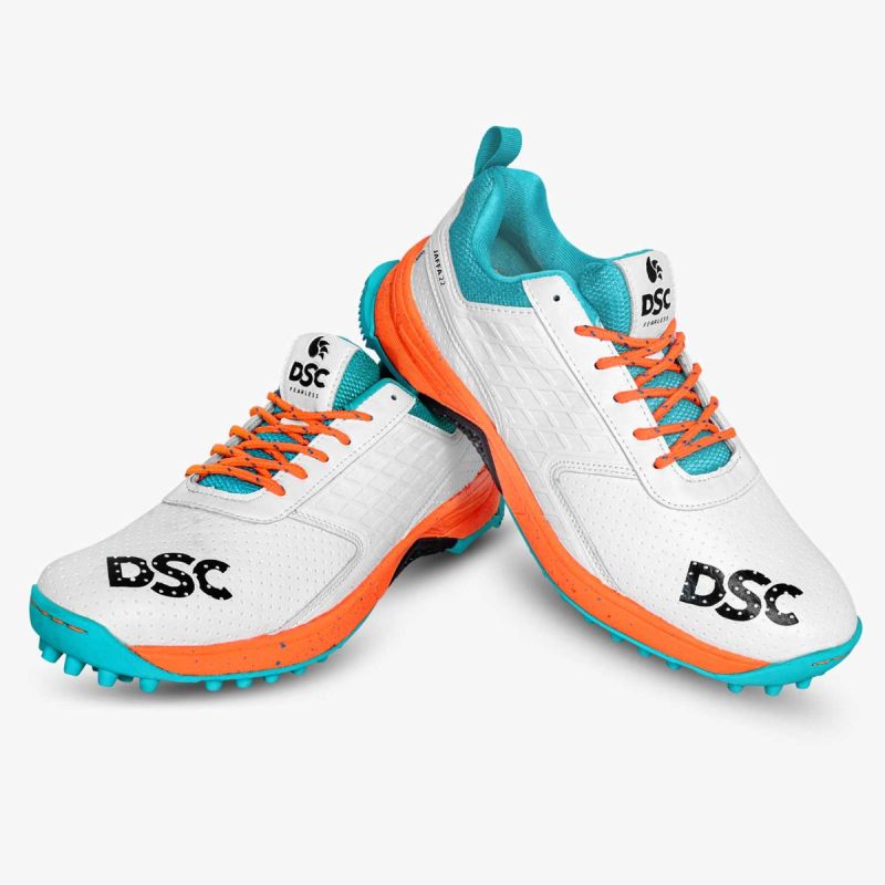 DSC Jaffa 22 | Cricket Shoe with Rubber Spikes