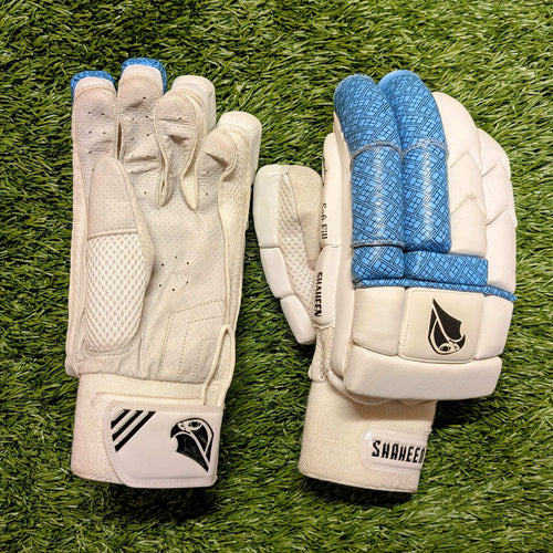 Shaheen Sports Pro Batting Gloves