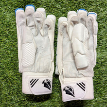 Load image into Gallery viewer, Shaheen Sports Pro Batting Gloves
